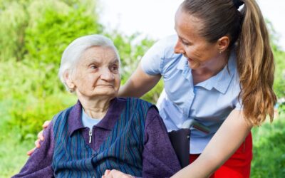 Live-In Care vs 24/7 Home Care in Connecticut: How to Choose